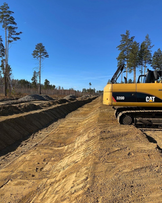 Экскаватор на гусеничном ходу Caterpillar 320